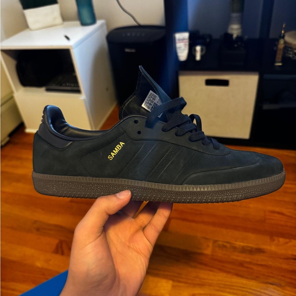 Adidas sambas